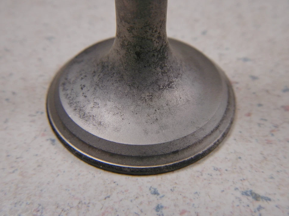 VÁLVULA ESCAPE MOTO GUZZI ELDORADO 850 74 Foto 4 de 4