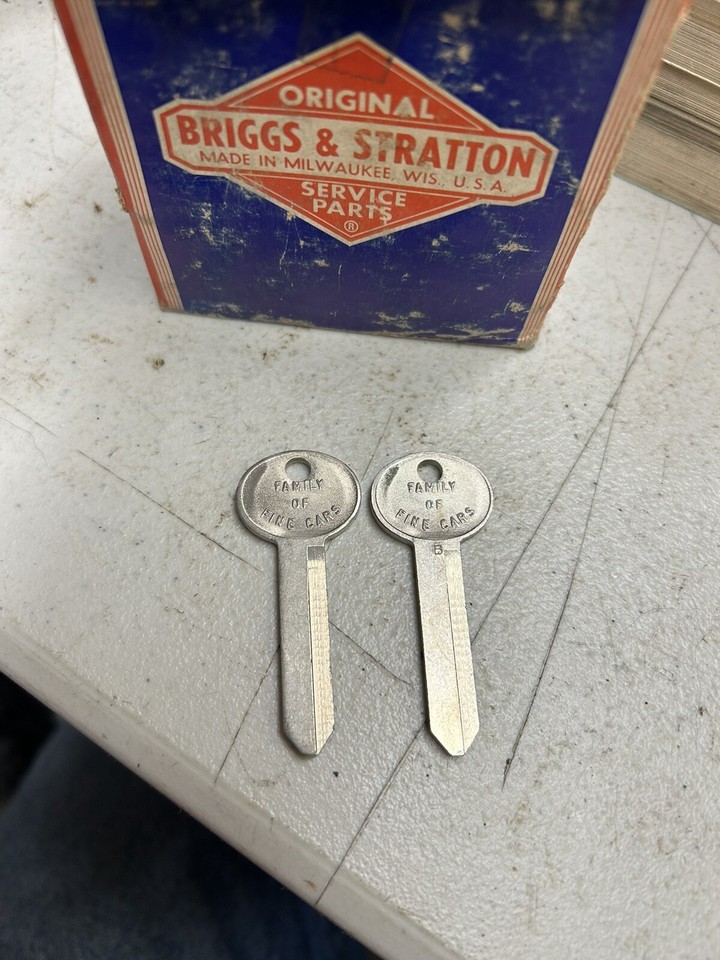 Ford Logo 2 OEM Trunk H50 Secondary Round Head Key Blanks BRIGGS