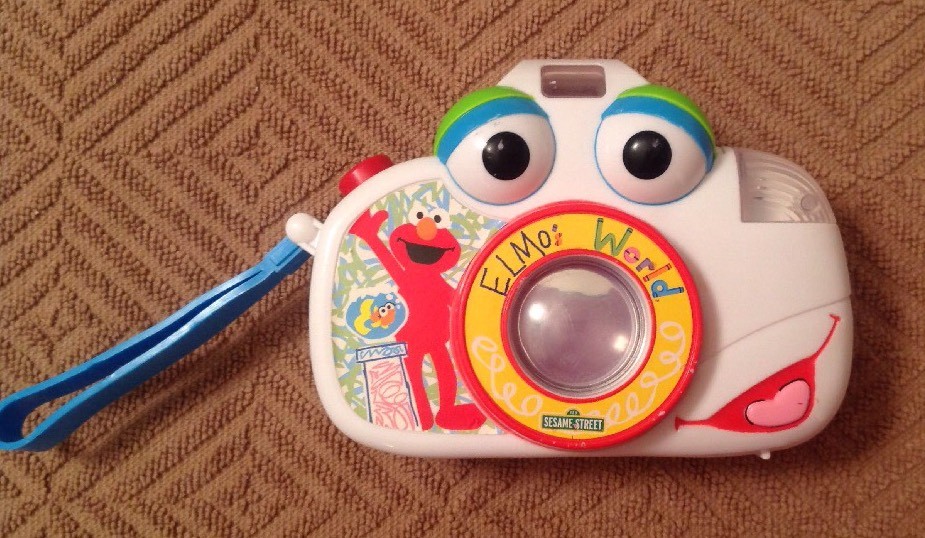 Elmo's World Elmo's Snapshot Camera LCD Game - Techno Source, 1200
