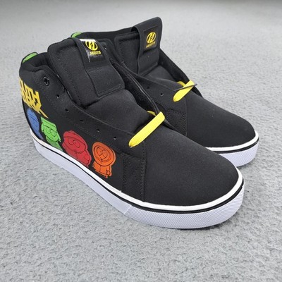 靴 YELLO Risktaker Mid Heel Sneakers BLACK South Park Heelys Shoes Mens Size 10 Black Skate Racer HES10597