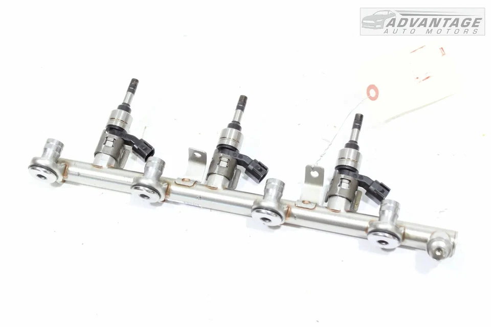 2018-2021 BUICK ENCLAVE 3.6L V6 LFY 右乘客侧燃料输入铁路原始设备制造商 — 第 2/4 张图片