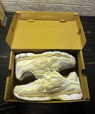 ASICS Herren Sneaker Laufschuhe Mesh Wildleder Beige Weiß Low Top atmungsaktiv