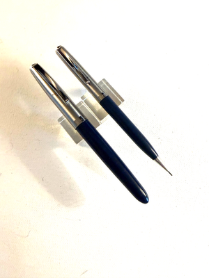 #ad #ad 1950s Navy Parker 21 Fountain Squeeze filler Pen FINE nib Pencil set. V Clips $34.99