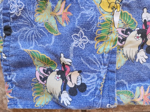 Vintage Disney Scrub Top Large Hawaiian Shirt Polynesian Luau Donald Daisy Duck - Picture 4 of 5