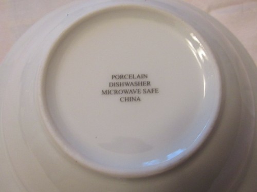 SWEET THREE PIECE CERAMIC KID'S DINNER SET - BOWL, PLATE & CUP - CAT & MOUSE - Imagen 9 de 9