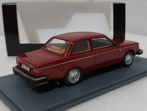 WOW Volvo 242 DL 1979 Red 1:43 Neo 43821 EXTREMLELY RARE!! - Picture 4 of 12
