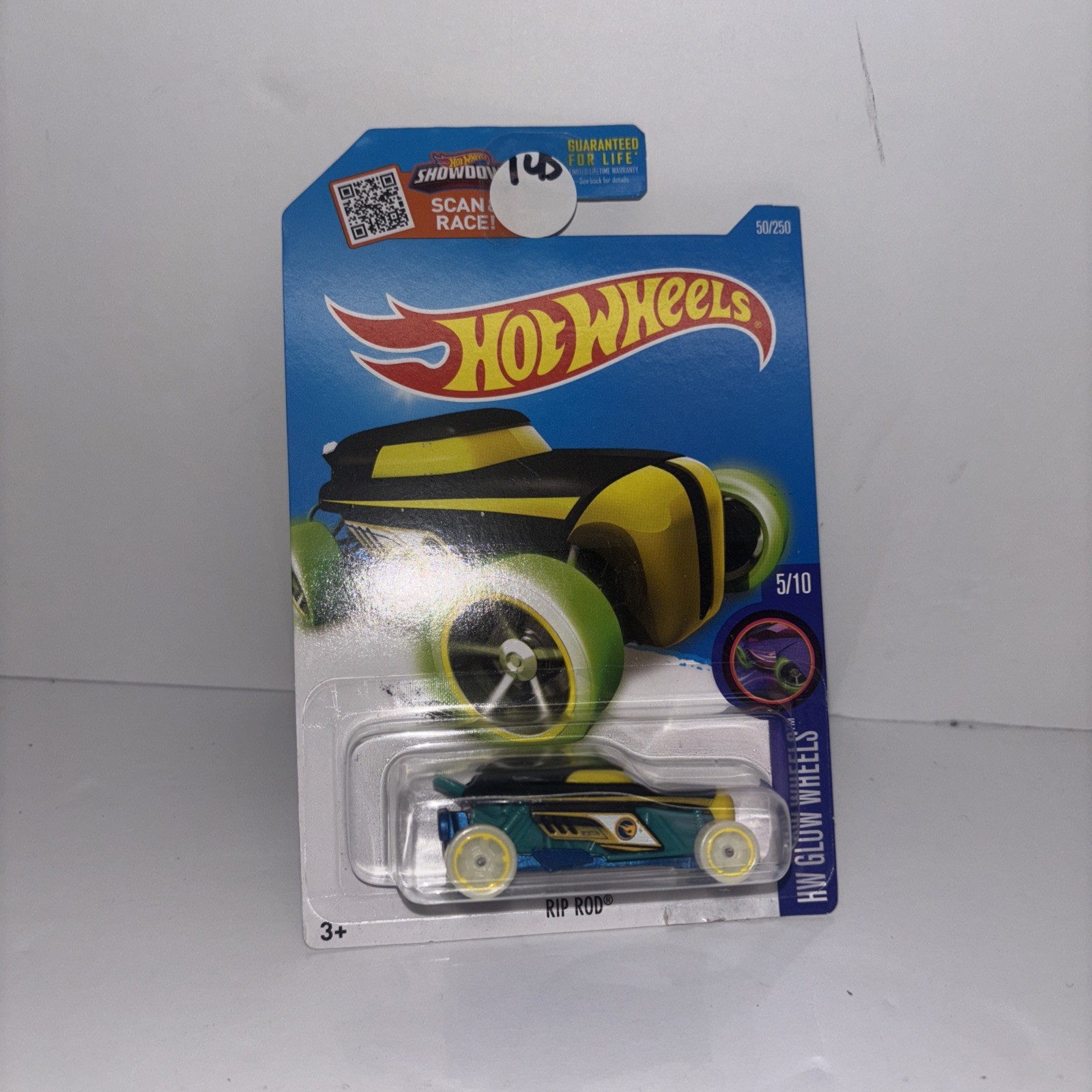 Hot Wheels 2017  RIP ROD 5/10 HW GLOW WHEELS 50/250