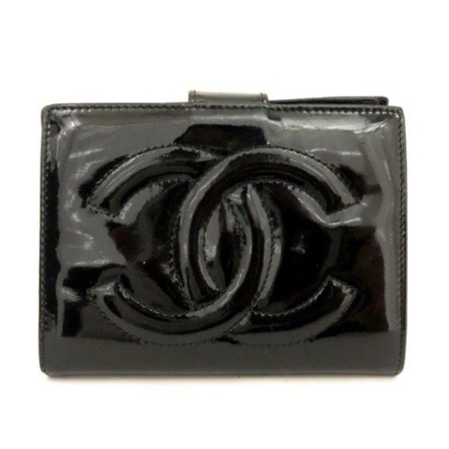 CHANEL CC Logo Patent Leather Bifold Wallet Black Authentic Pre-Owned