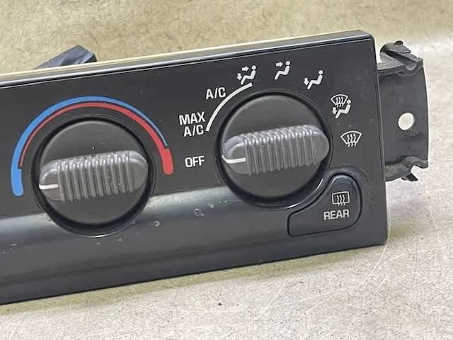 Temperature Climate Control Fits 99-05 CHEVROLET S10 BLAZER GMC JIMMY S15 e10-34 - Image 3 of 4