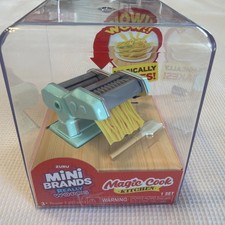 Zuru Mini Brands Really Works Magic Cook Kitchen PASTA MAKER New