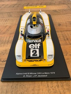 Spark 1:18 Renault Alpine A442B ganador de Le Mans 1978