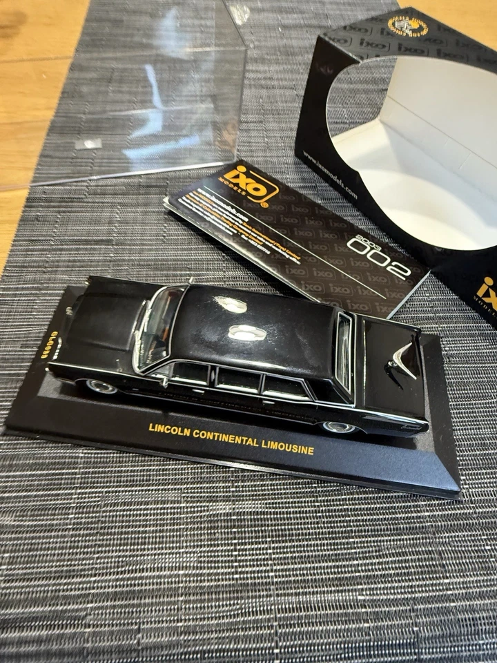 Limusina Lincoln Continental 1:43 IXO (Negro) - Como Nueva - CLC033 Foto 3 de 4
