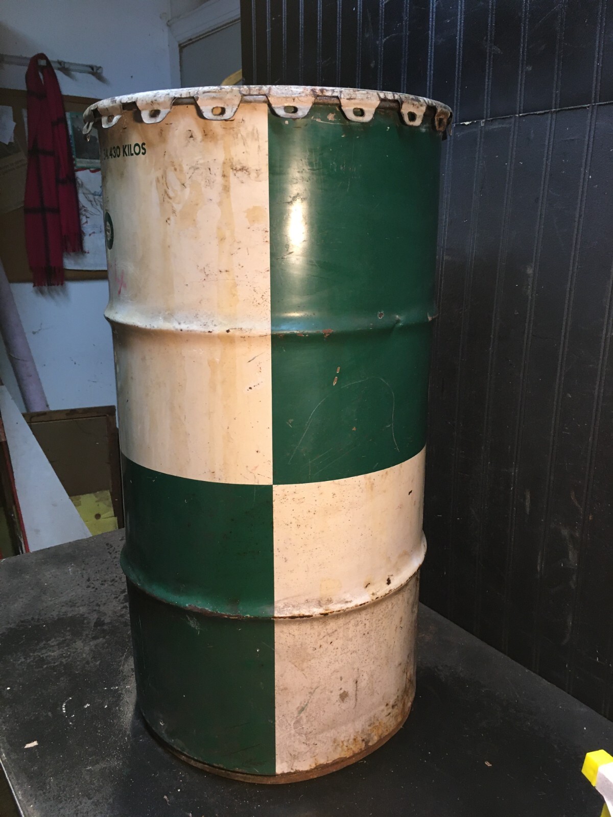 Vintage 60s Texaco Oil 16 Gallon Drum Barrel w/Lid Gas Oil Grease Trash