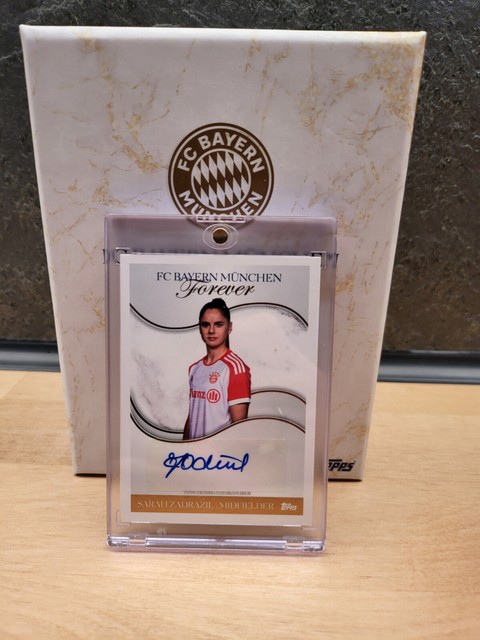 Topps Bayern München Forever Sarah Zadrazil / Mittelfeld / Auto