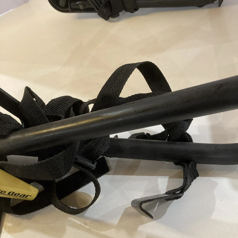 Rhode Gear 2 自行车支架后备箱安装架,黑色和黄色 # 380114 — 第 3/4 张图片