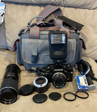 Olympus OM-40 35mm Camera w/50mm 80-200mm Zoom 2X Flash Case Battery Filter Case
