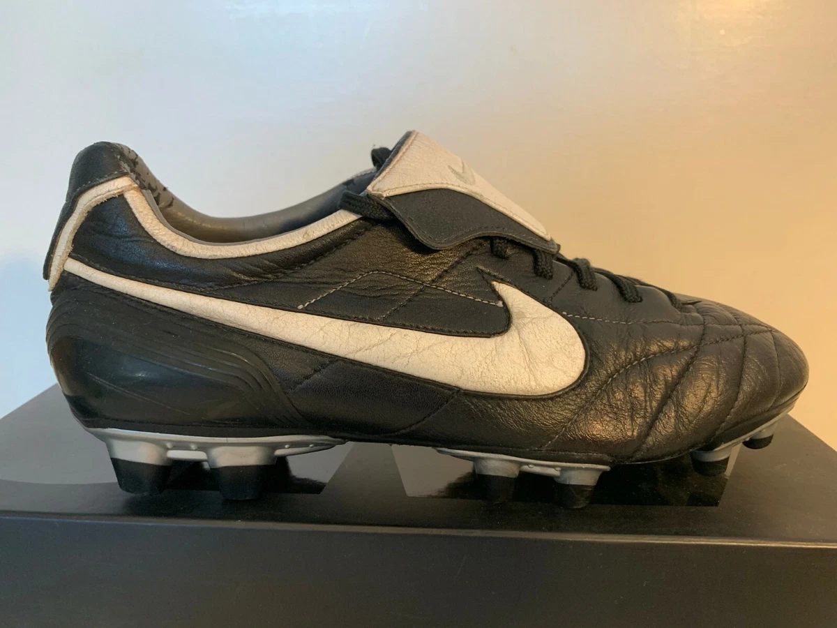 NIKE TIEMPO R10 RONALDINHO T90 CTR360 SOCCER SHOES 8 5 7 5 42