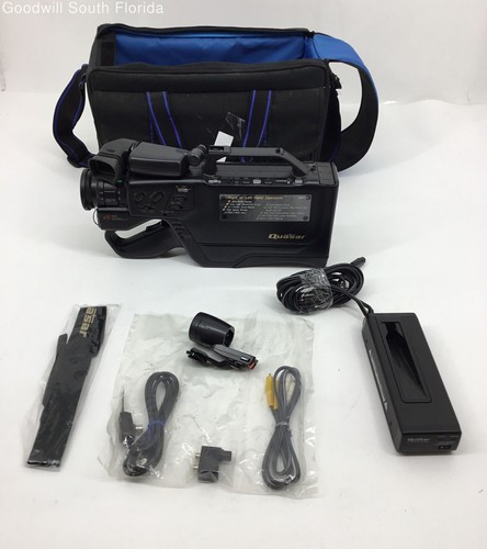 Quasar VHS X6 CCD Auto Focus Video Camera With Accessories Not Tested