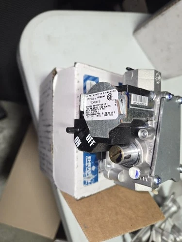 B1282628S GOODMAN GAS VALVE