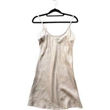 EUC Trina Turk Champagne Silk Scoop Neck Full Slip Chemise Women's Size Small