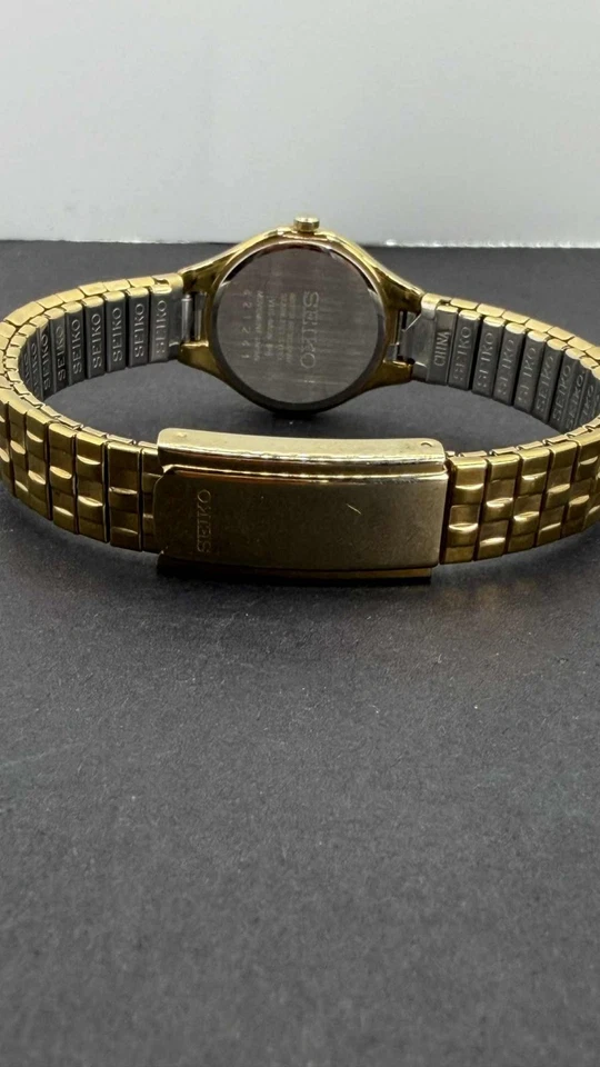 Women's SEIKO Solar Gold Tone Expandable Band V115-0AG0 - Image 4 of 4