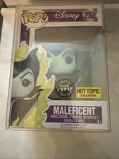Funko Pop Disney Maleficent #232 Hot Topic Exclusive Chase GITD Vaulted/Retired