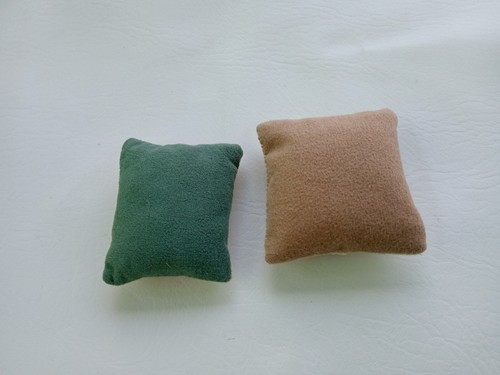 2 Vintage Dollhouse Throw Pillows Southwest Native American Design Handcrafted - Imagen 2 de 2