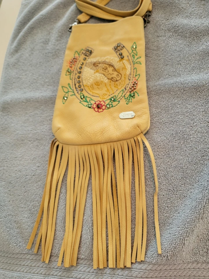 Mini Cartera Bandolera Kippy's Hecha a Mano Bordada y Cristales Flecos Foto 2 de 4