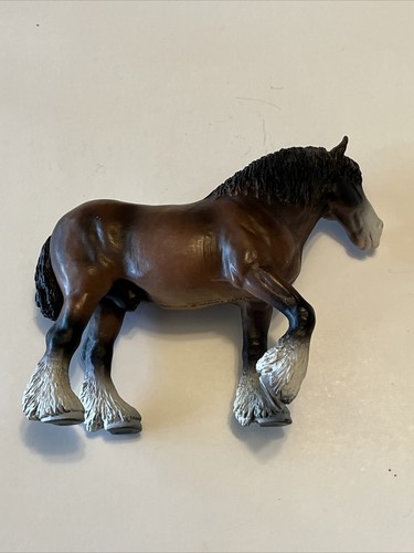 Schleich Shire Gelding Horse Figure Retired 13247 Free Shipping - Picture 2 of 6