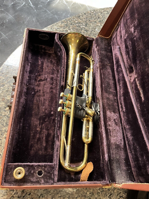 Vintage 1955 Olds Special Trumpet (Working Condition) Include Bach