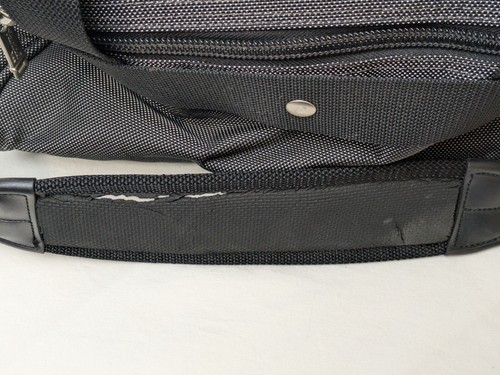 Pathfinder Overnight Carryon Duffle Bag Luggage Gray Ballistic Nylon Shoulder - Picture 9 of 15