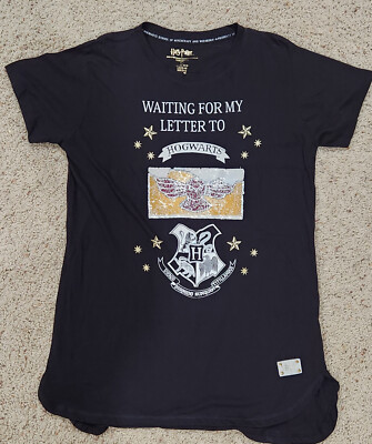 Women's Largel Black Waiting for My Letter to Hogwarts t-shirt --- Lot  2477