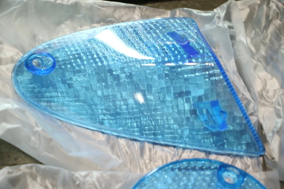 Krüger Blinker Gläser Satz BLAU Aprilia SR 50 125 Street NEU Blinker Glas v. h. - Bild 2 von 4