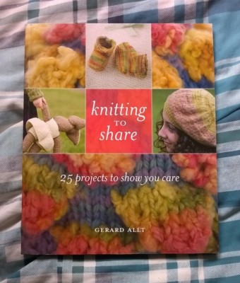 STRICKEN ZUM TEILEN von GERARD ALLT, 25 PROJEKTE, DIE ZEIGEN, DASS SIE SICH INTERESSIEREN
