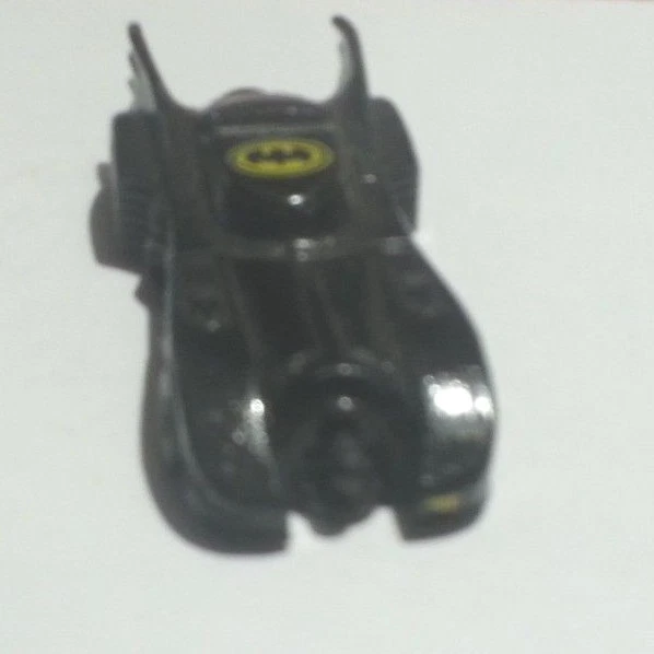 ERTL - BATMOBILE - BATMAN -DC COMICS - 1989 DAL FILM - MADE IN ITALY - 1 / 72 ? - Immagine 3 di 4