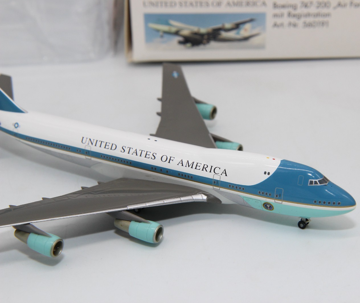 Herpa Wings Boeing 747-200 Air Force One 1:400 Scale #560191 Boxed