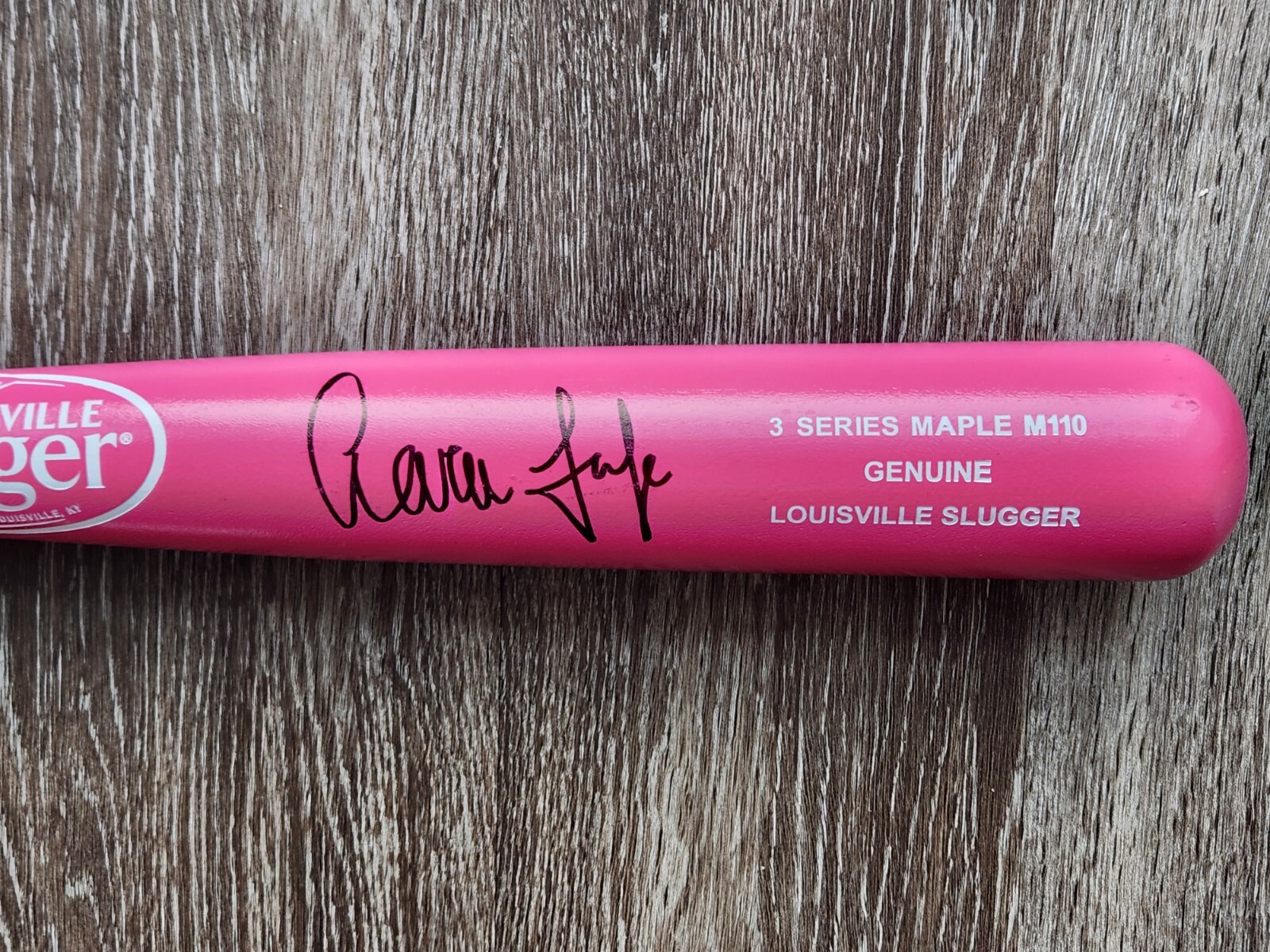 Aaron Judge Autographed Signed New York Yankees Bat Pink Louisville Slugger - Beckett 