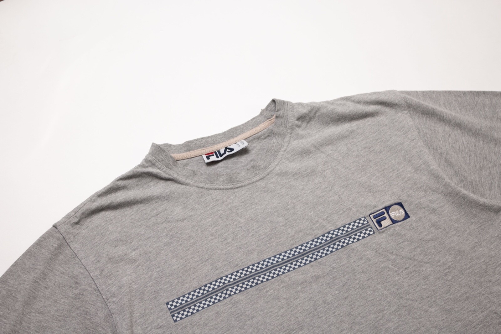 T shirt Fila vintage grigia logo grafico uomo MEDIA manica corta vestibilità rilassata boxy