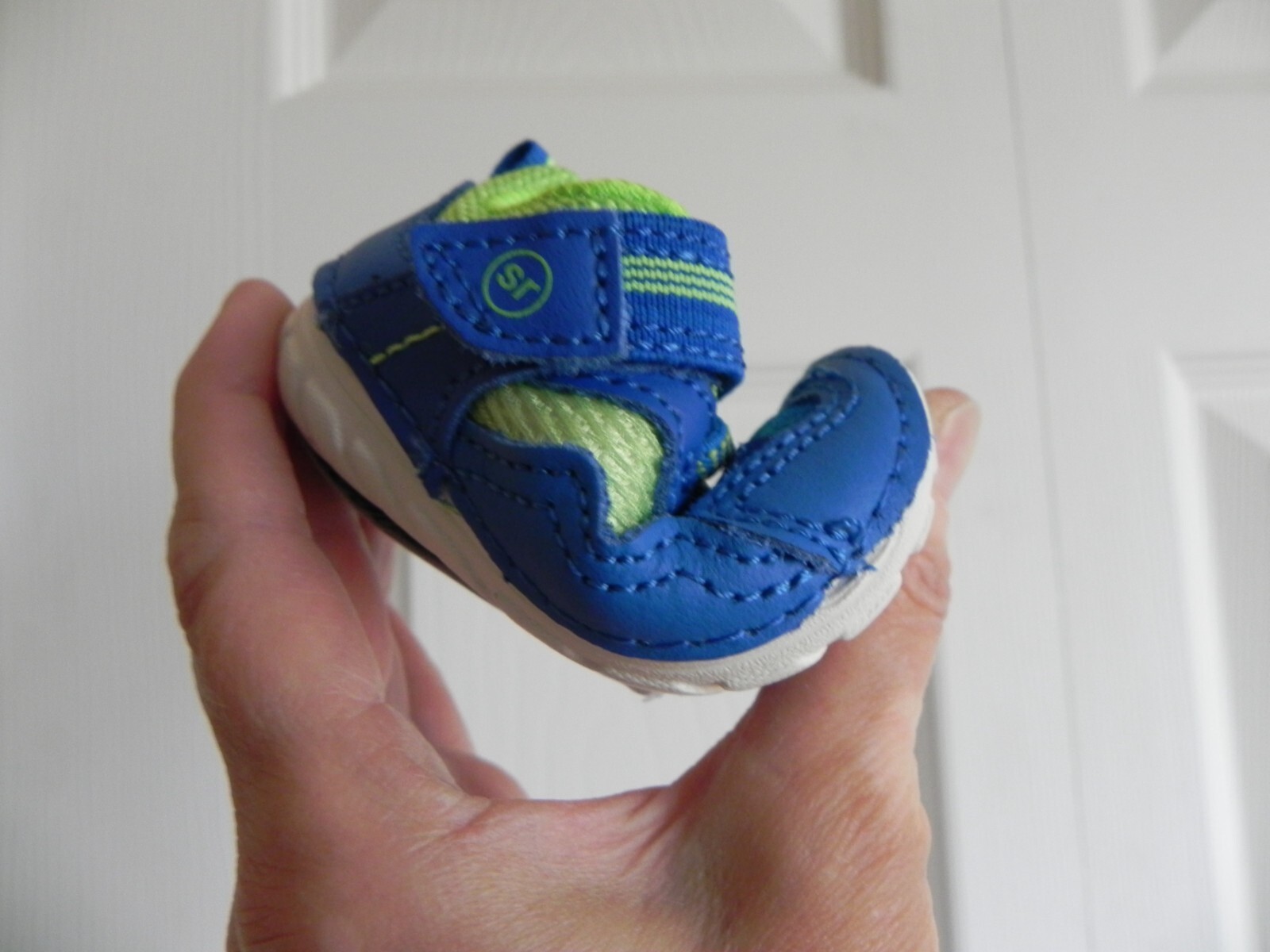 New Stride Rite Kylo Sneakers Lightweight Blue Casual Easy on off Infant 3W