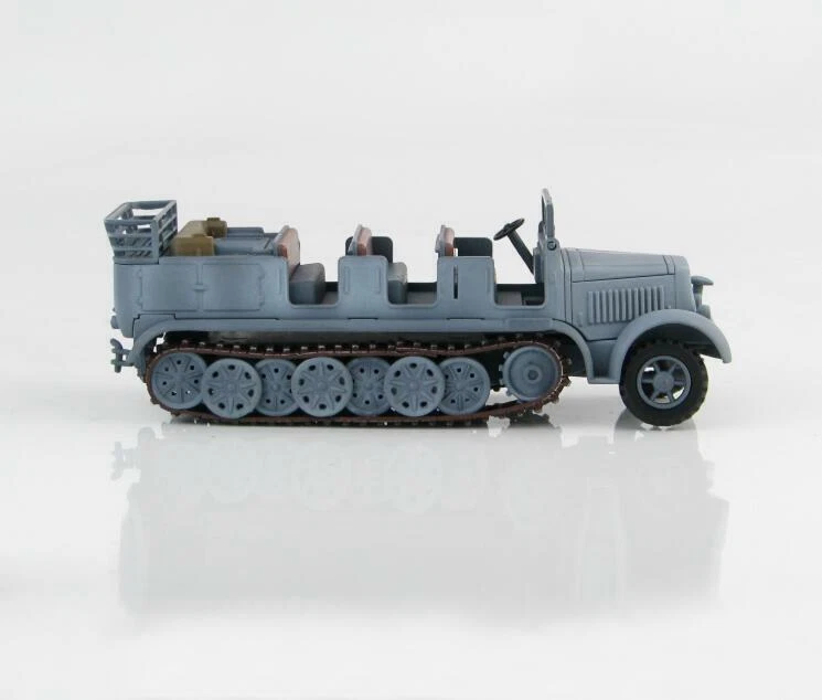 HM  WWII Sd  Kfz 7 German 8 Ton Half Track WL-427172  1/72 DIECAST MODEL TANK - Image 3 of 4