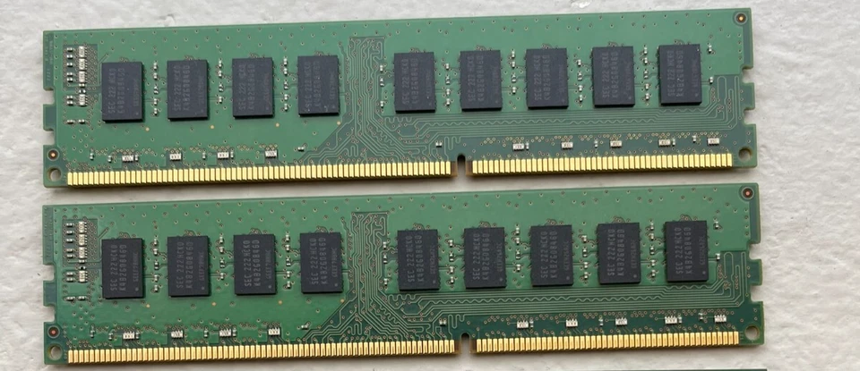2 x 4GB = 8G Samsung 2RX8 PC3-12800E DDR3 1600Mhz ECC DIMM Desktop Memory RAM - Image 2 of 2