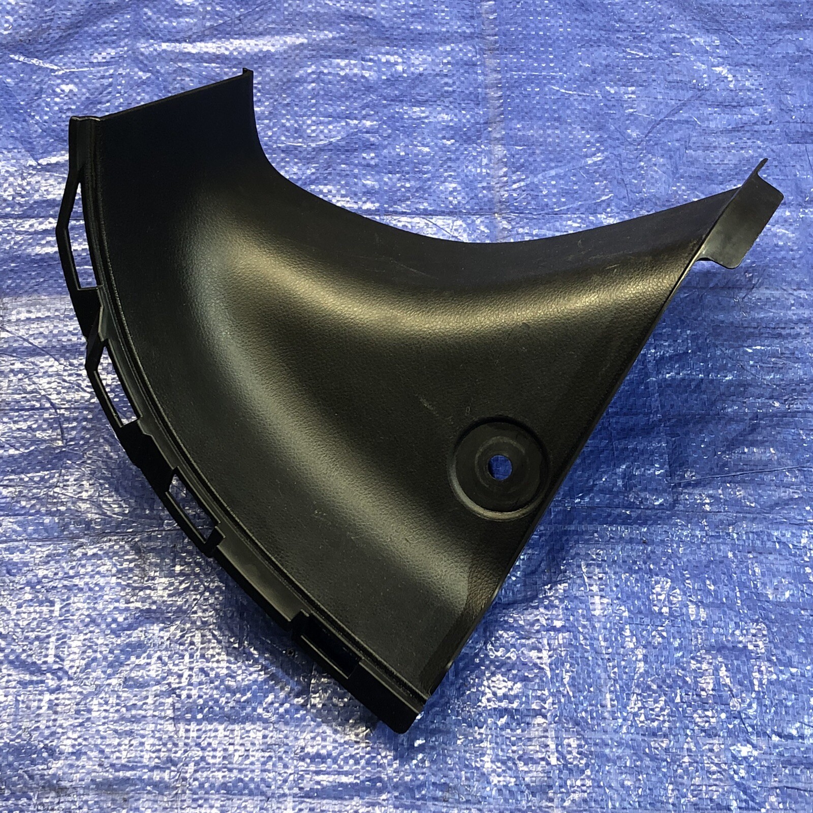 0308 NISSAN 350Z CPE LEFT RIGHT STRUT TOWER BRACE COVER TRIM MOLDING