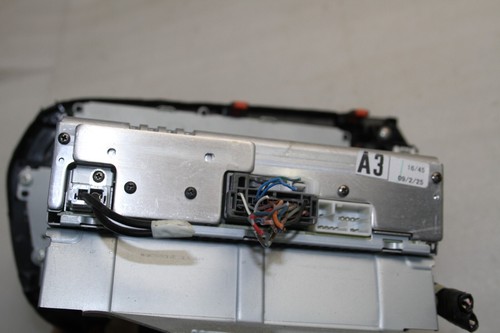 2010-2014 HONDA INSIGHT HYBRID AM FM RADIO CD MP3 PLAYER AUX OEM M12 - Picture 7 of 9