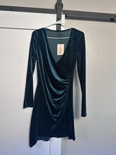 Shein Green Velvet Dress Size Small New with Tags Long Sleeve