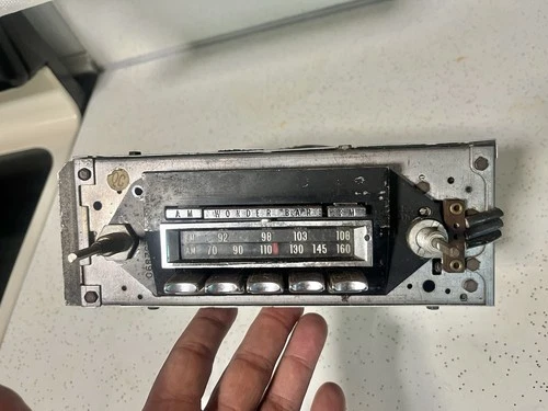 1967 Oldsmobile Toronado Delco AM FM Wonderbar Radio, 7299583, Untested