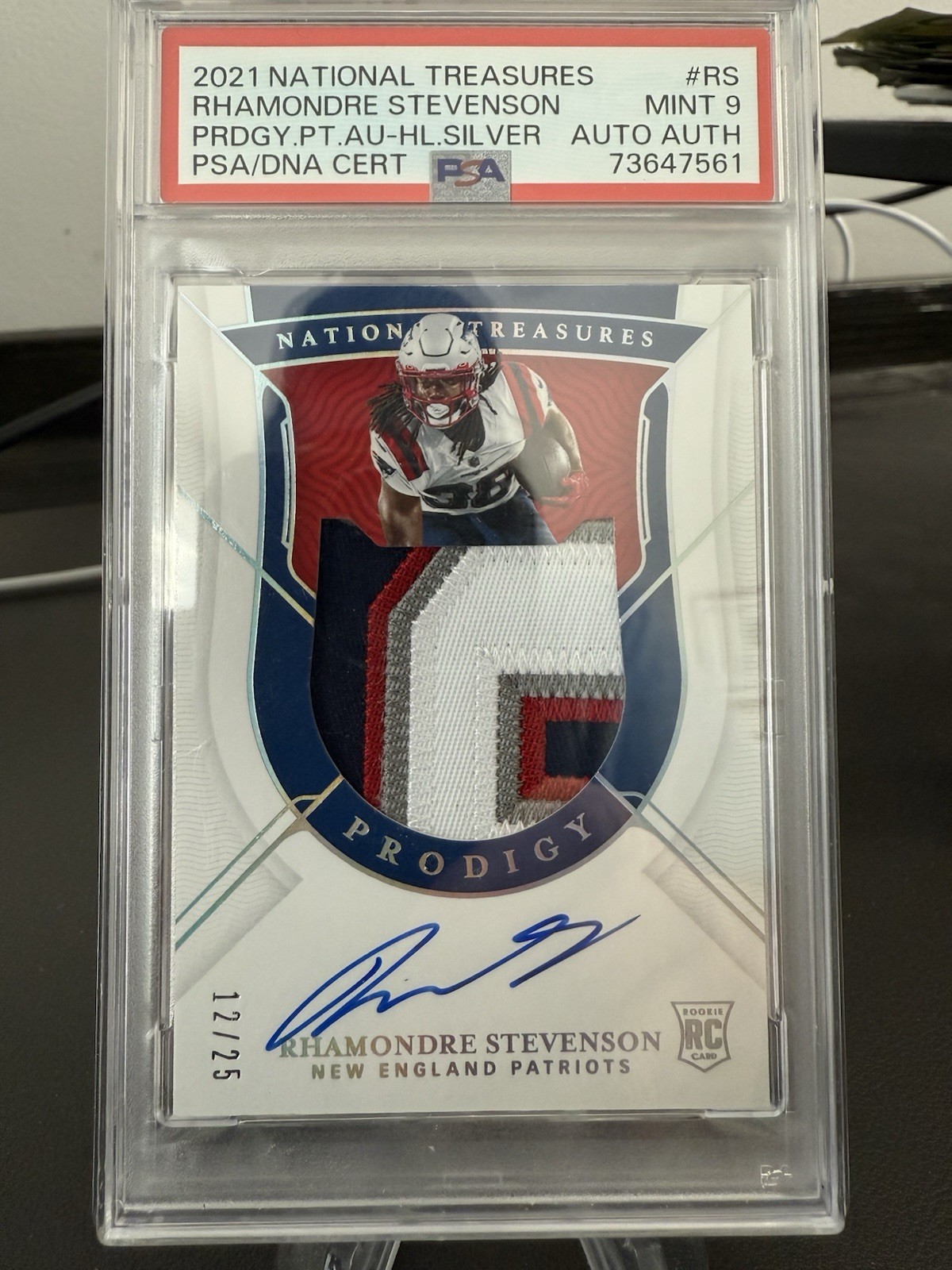 Rhamondre Stevenson Panini National Treasures Prodigy Patch Autographs #RS Base