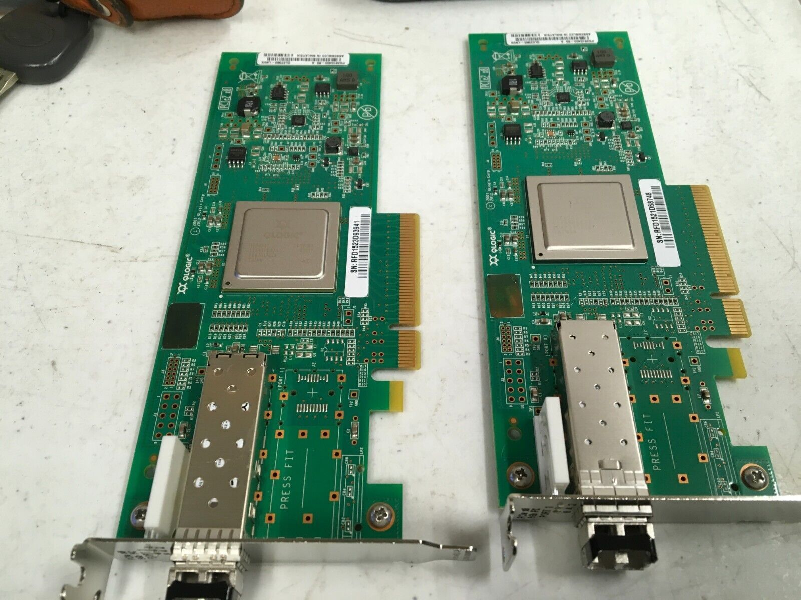 LOT OF 2 LENOVO QLogic QLE2560-LNVX 8G PCI-E