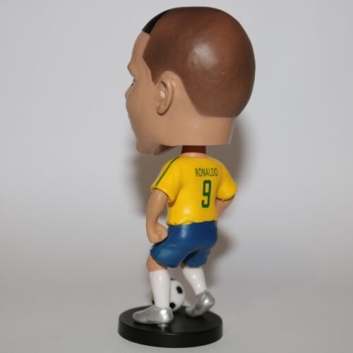 Bobblehead Football Figure - Ronaldo R9 - Brazil National Team - ~10cm tall - Picture 3 of 5