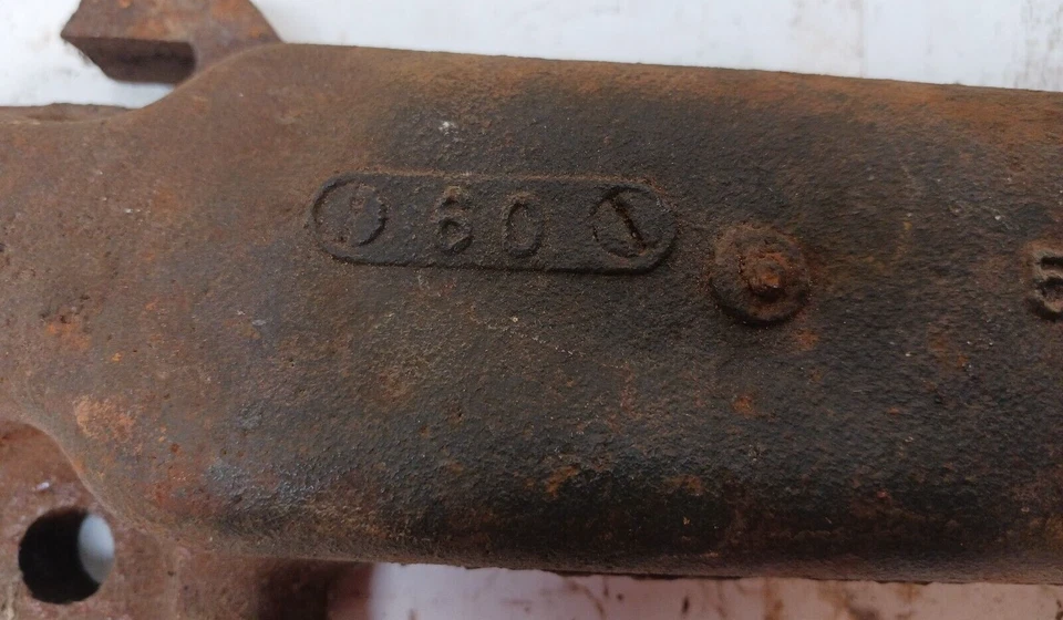 Colector de escape usado OEM GM RH 371 568926 1957-58 Oldsmobile 88-98 (M19) Foto 4 de 4