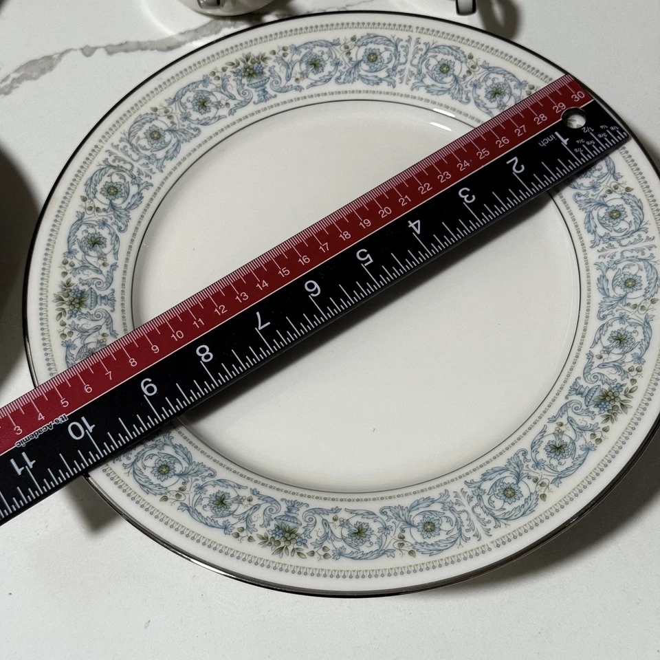 Juego de cena Noritake Monteleone vintage de 31 piezas - 7569 - marfil China 5 ubicaciones Foto 2 de 4